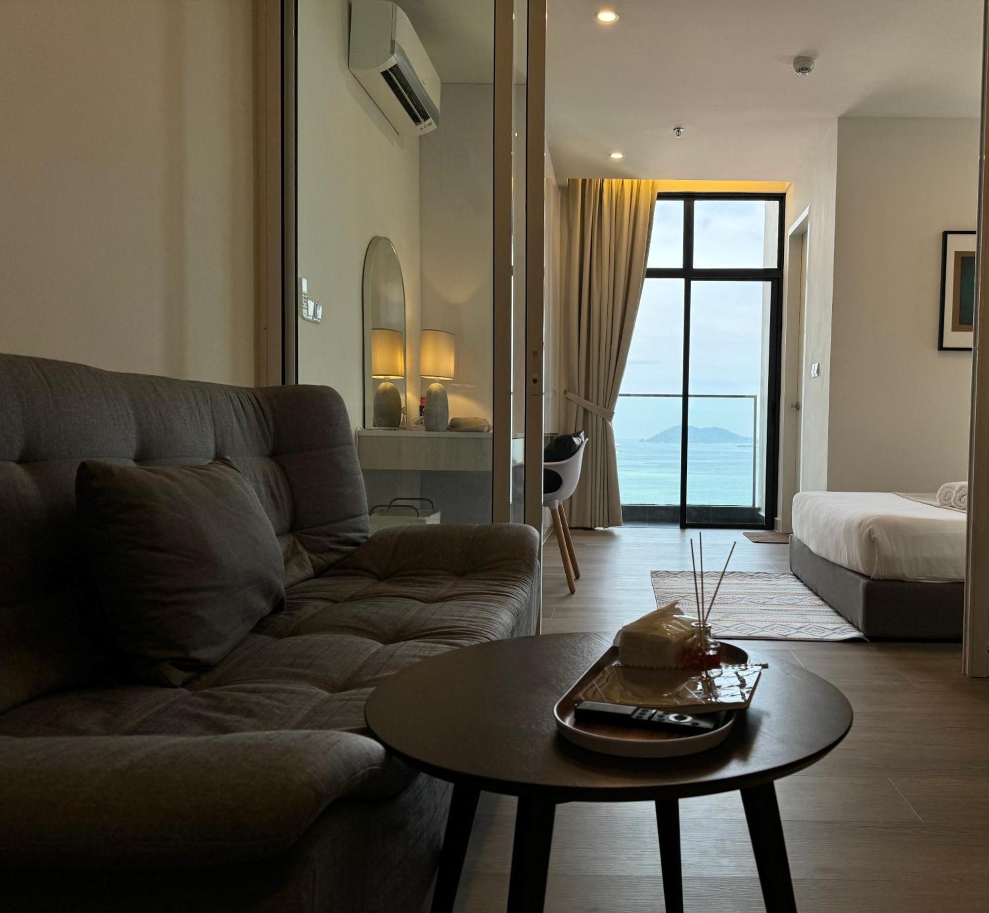 The Shore Cbd Kota Kinabalu By Laxzone Suite Kültér fotó