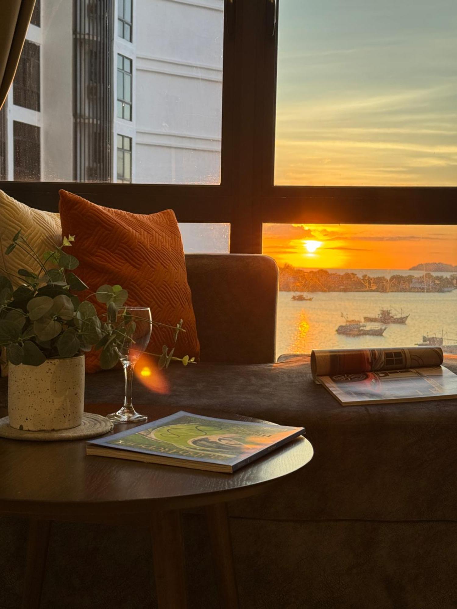 The Shore Cbd Kota Kinabalu By Laxzone Suite Kültér fotó
