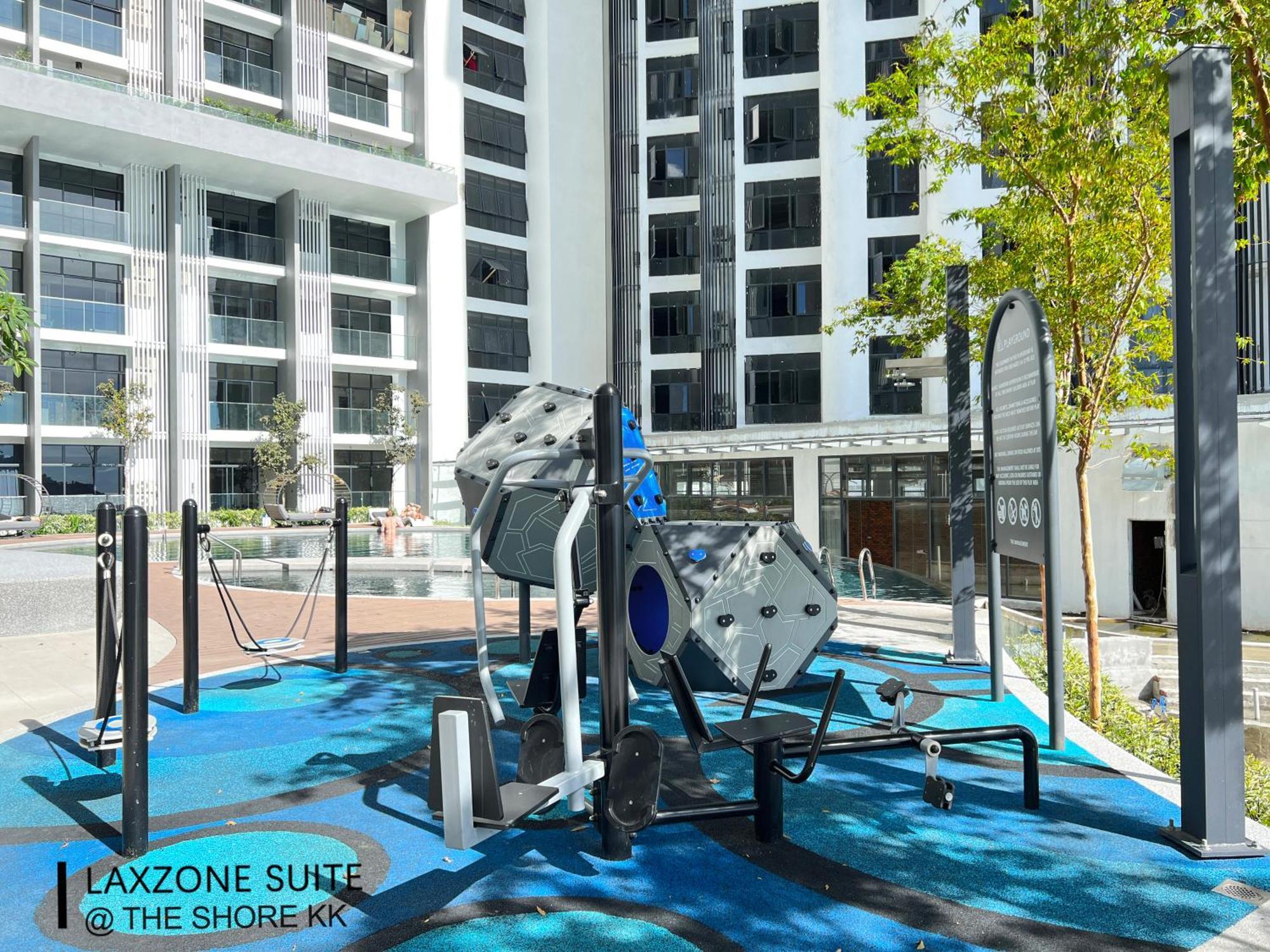 The Shore Cbd Kota Kinabalu By Laxzone Suite Kültér fotó