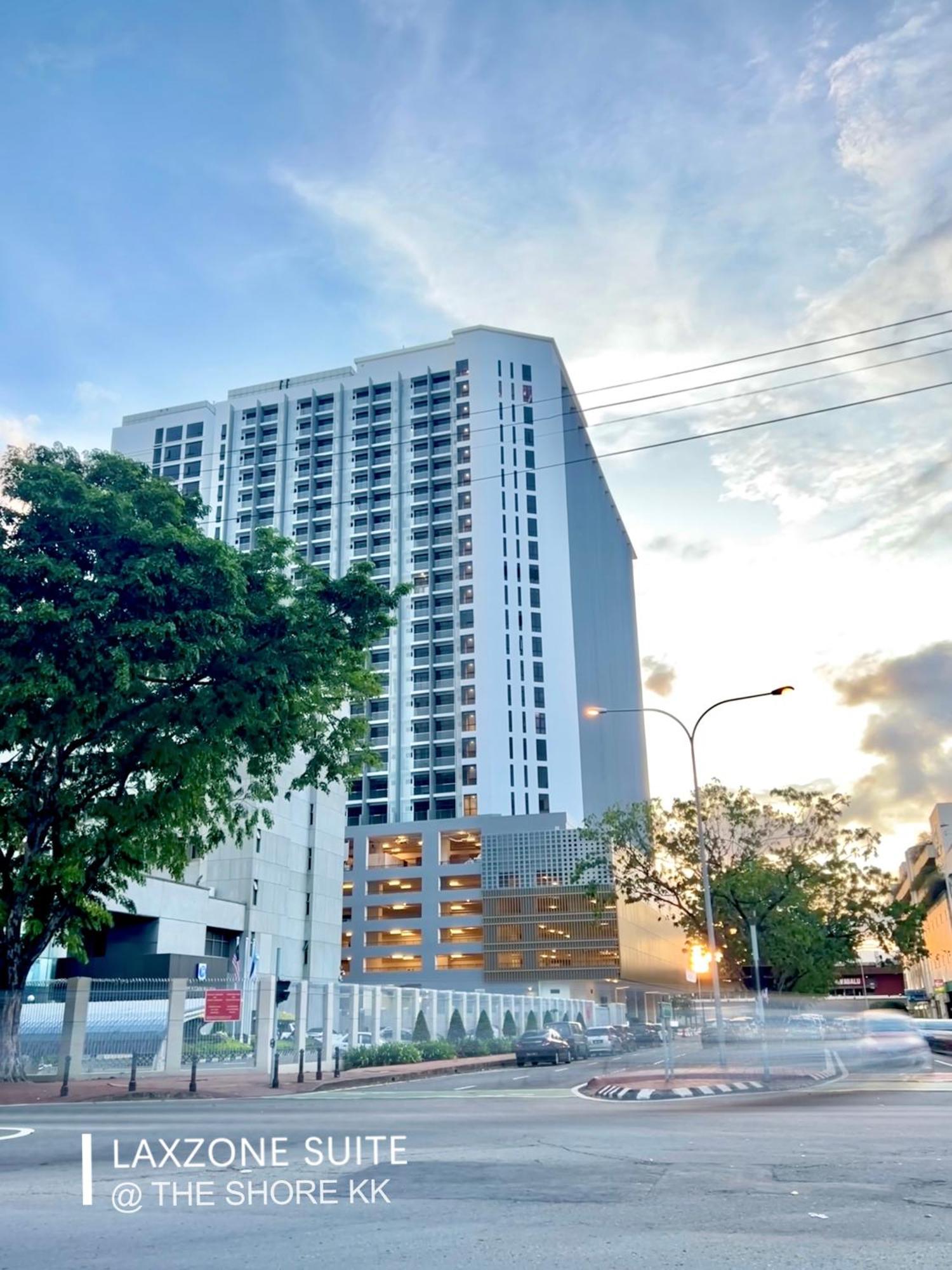 The Shore Cbd Kota Kinabalu By Laxzone Suite Kültér fotó