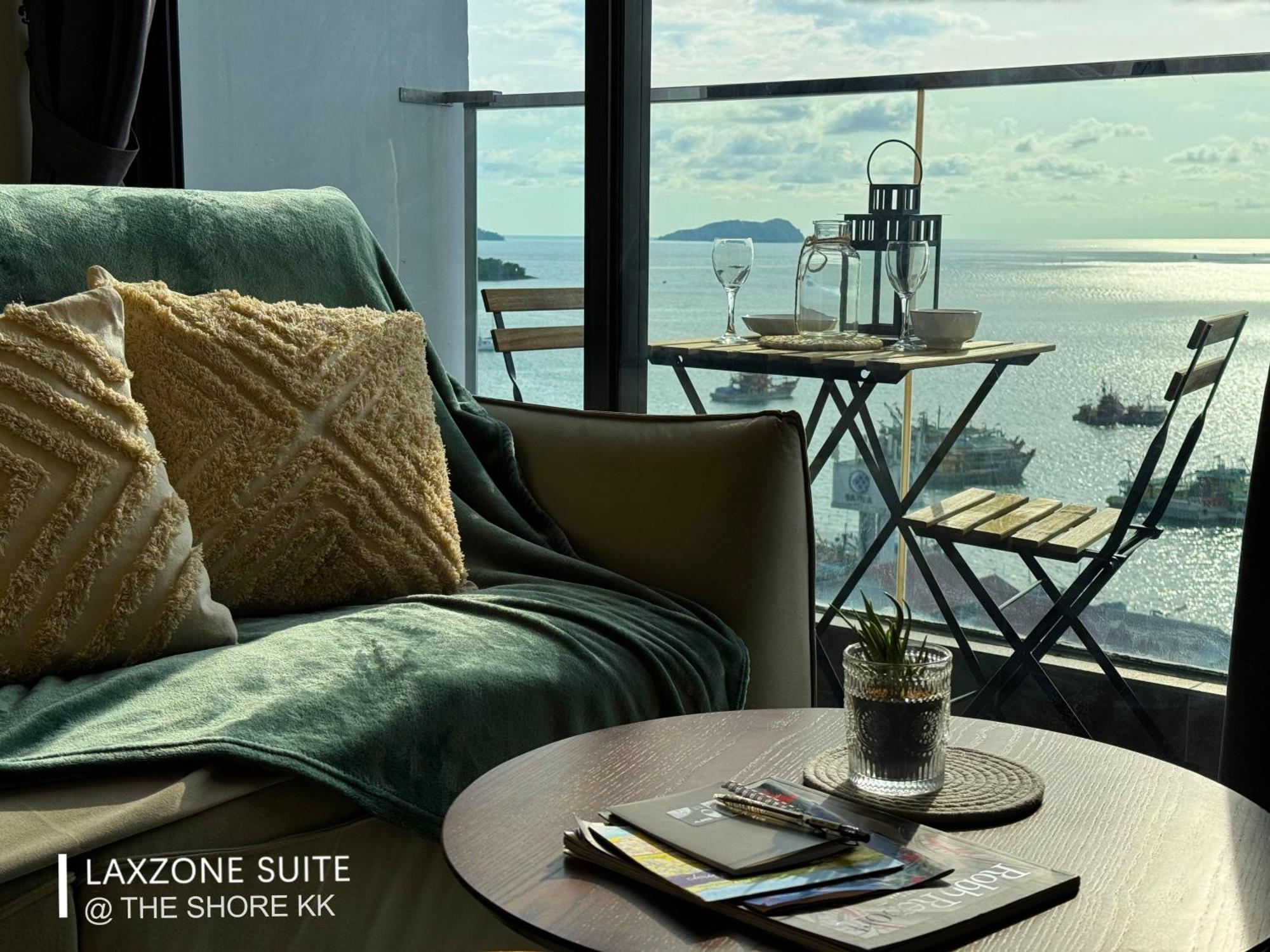 The Shore Cbd Kota Kinabalu By Laxzone Suite Kültér fotó