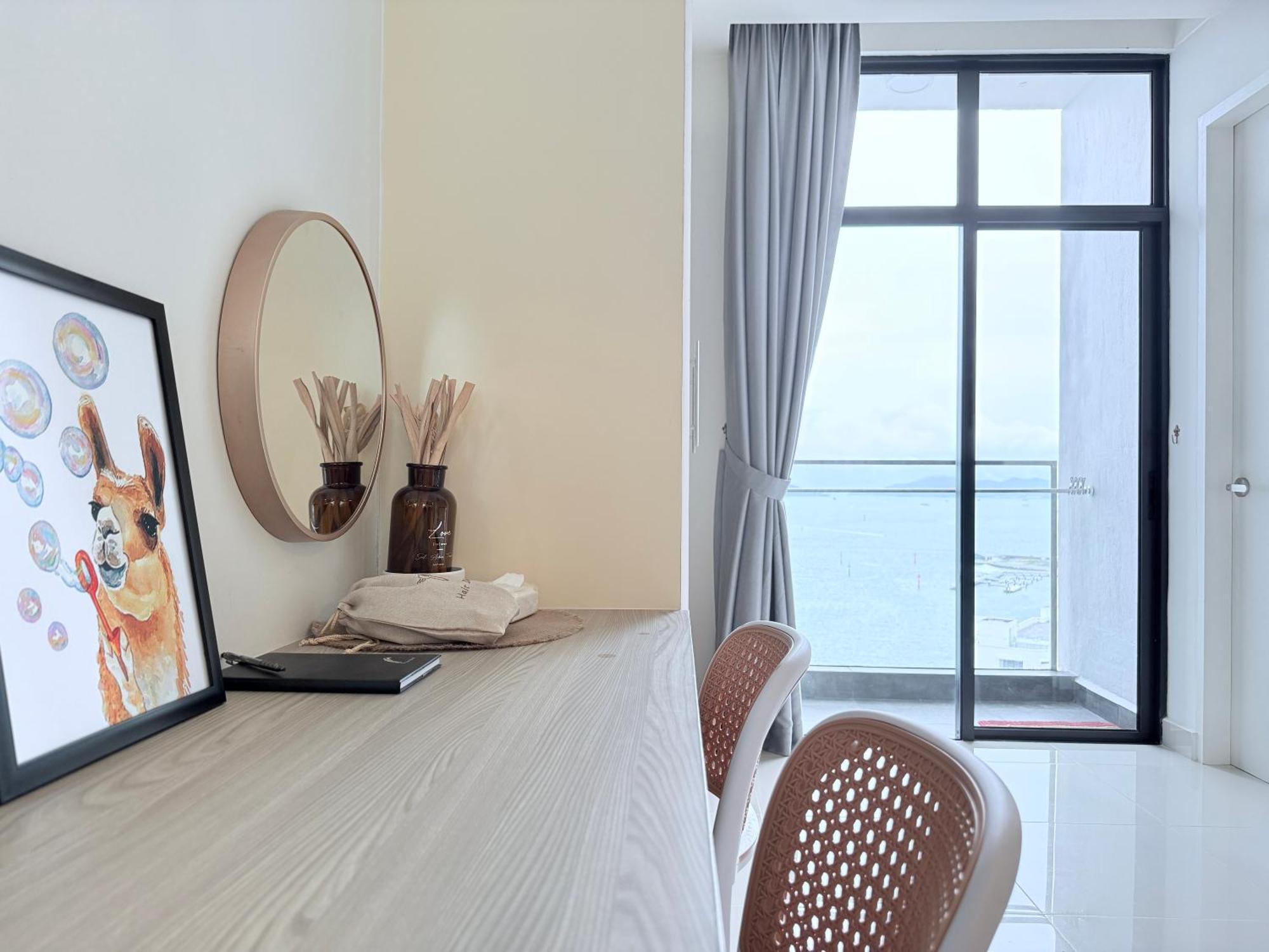 The Shore Cbd Kota Kinabalu By Laxzone Suite Szoba fotó